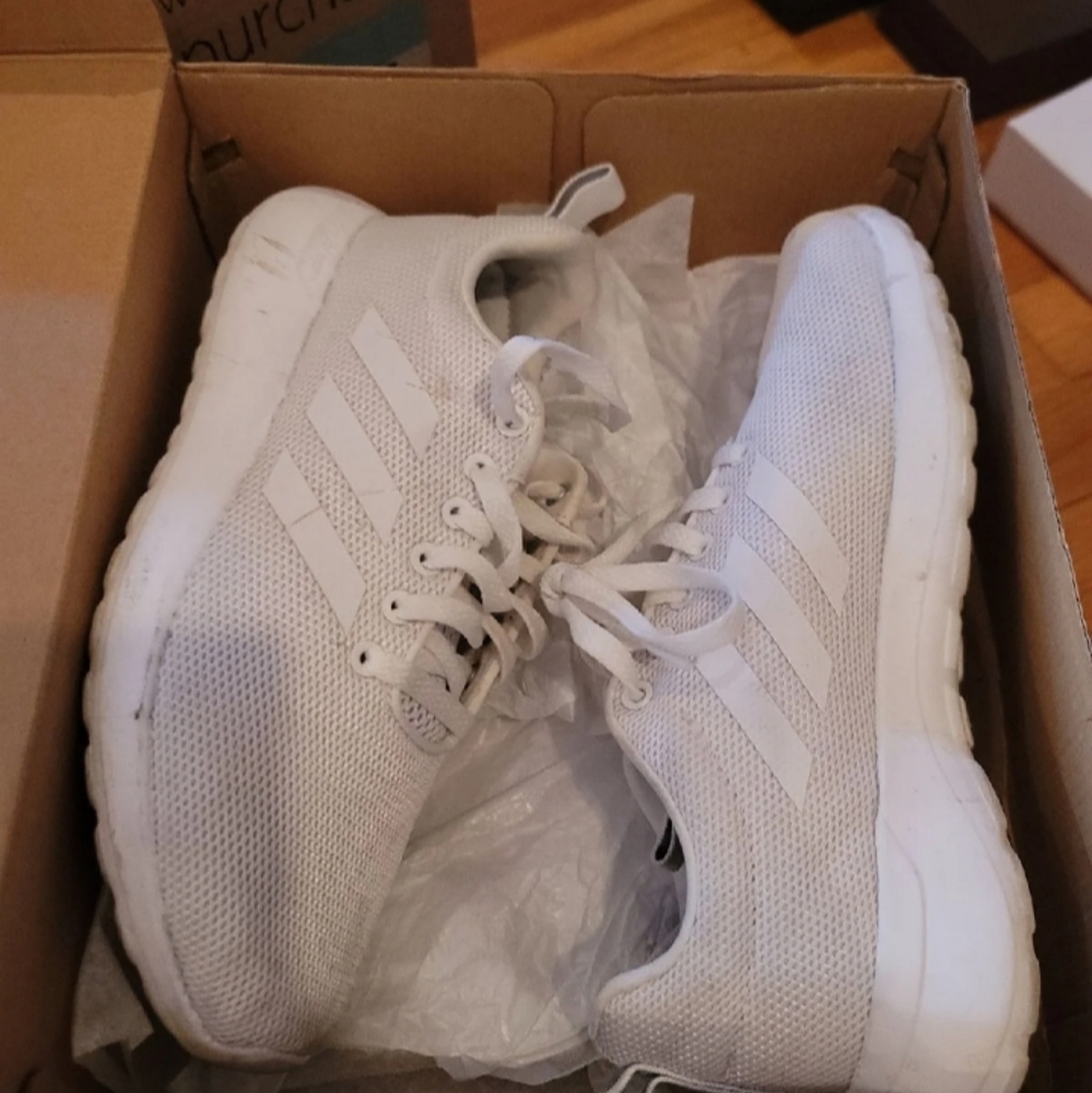 Womens size 6 adidas sneakers